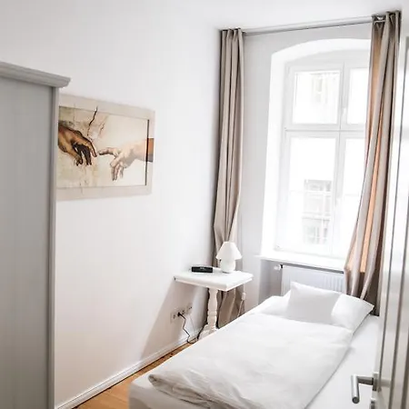 Hotel Sarotti-hofe 3*