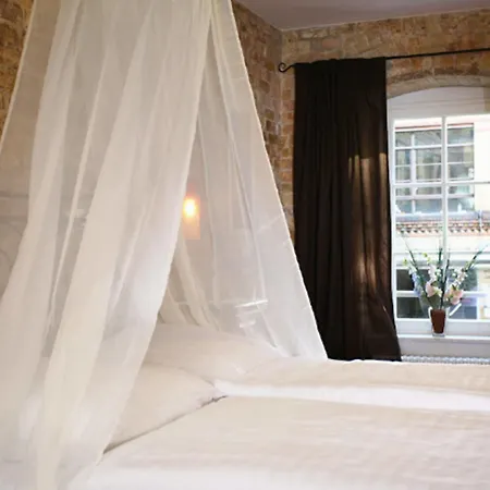 Hotel Sarotti-hofe 3*