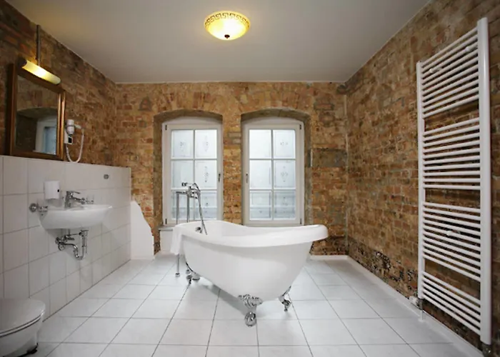 Sarotti-hofe Otel 3*