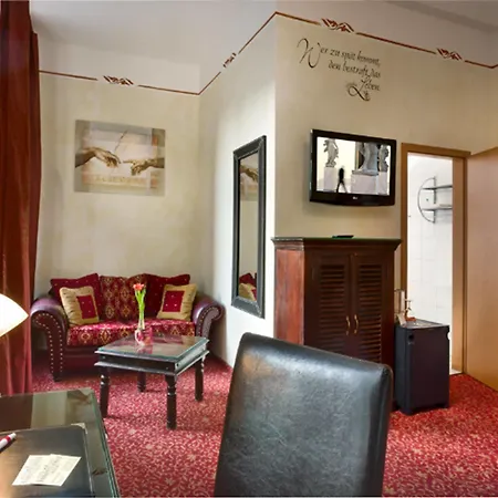 Hotel Sarotti-hofe 3*
